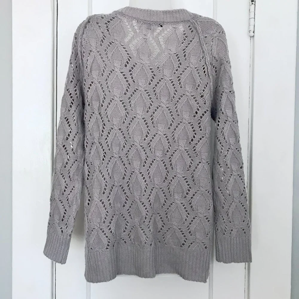 Grey Pointelle Sweater Sz L - Picture 5 of 9